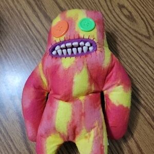 Fuggler Laboratory Misfits Sasquoosh Funny Ugly Monster Teeth Tie Dye 9.5"